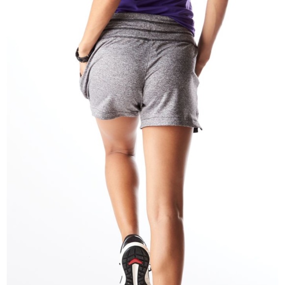 NWT Lucy Activewear Full Potential Black Heather Shorts - Picture 3 of 12